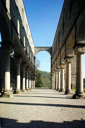 Kloster Paulinzella mit Jagdschloss